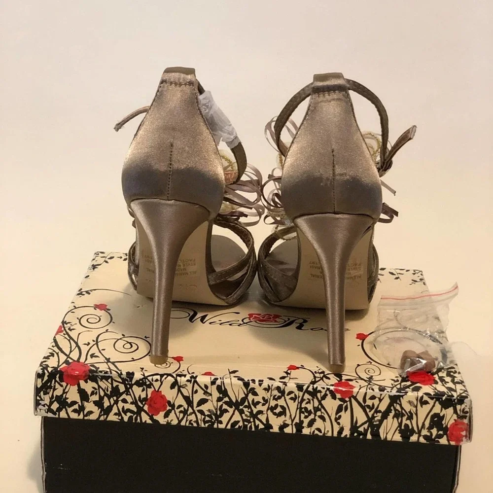 Wild Rose Champagne Formal Heels. Size 7 NEW IN BOX‎